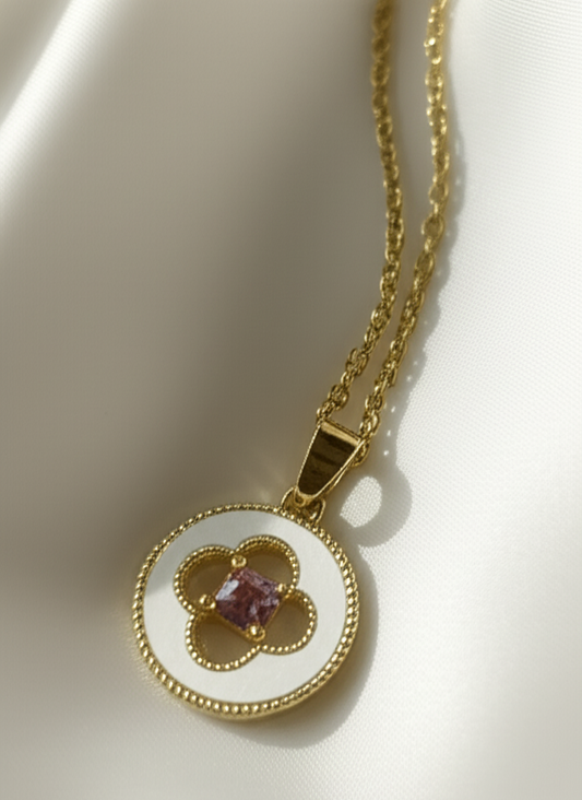 Fleur Éternelle Pendant Necklace