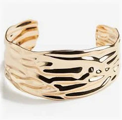 Bold Bloom Cuff